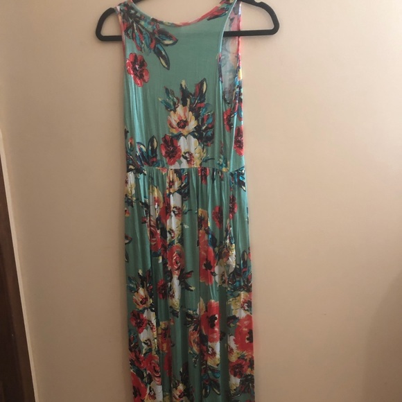 Floral dress - Picture 3 of 3